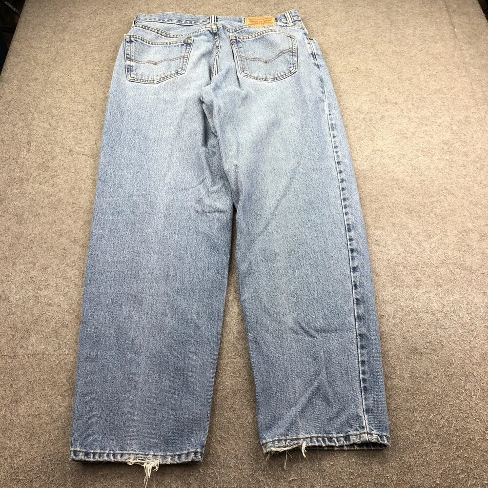Levis 560 Jeans Mens 33x32 Blue Light Wash Relaxed Straight Denim Distressed